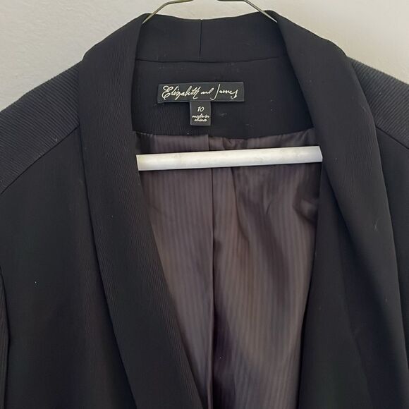 Elizabeth and James boyfriend fit blazer - Picture 2 of 5